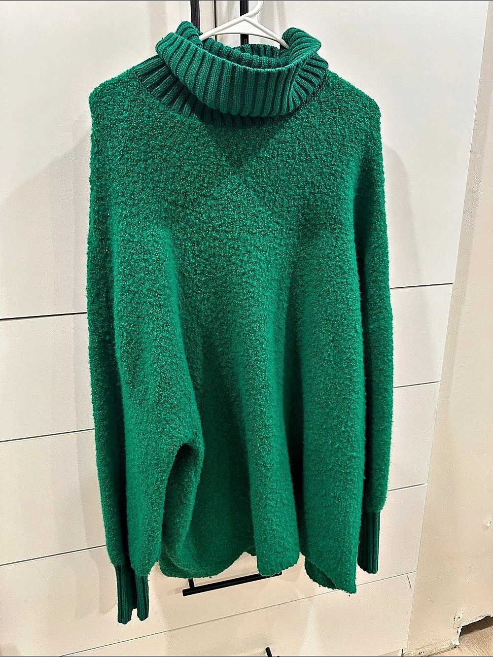 Offline by Aerie Chillside Turtleneck Sweater Green Large